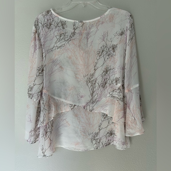 Cato Women's Overlay Top W/3/4" Flared Sleeve Size L - Picture 2 of 6